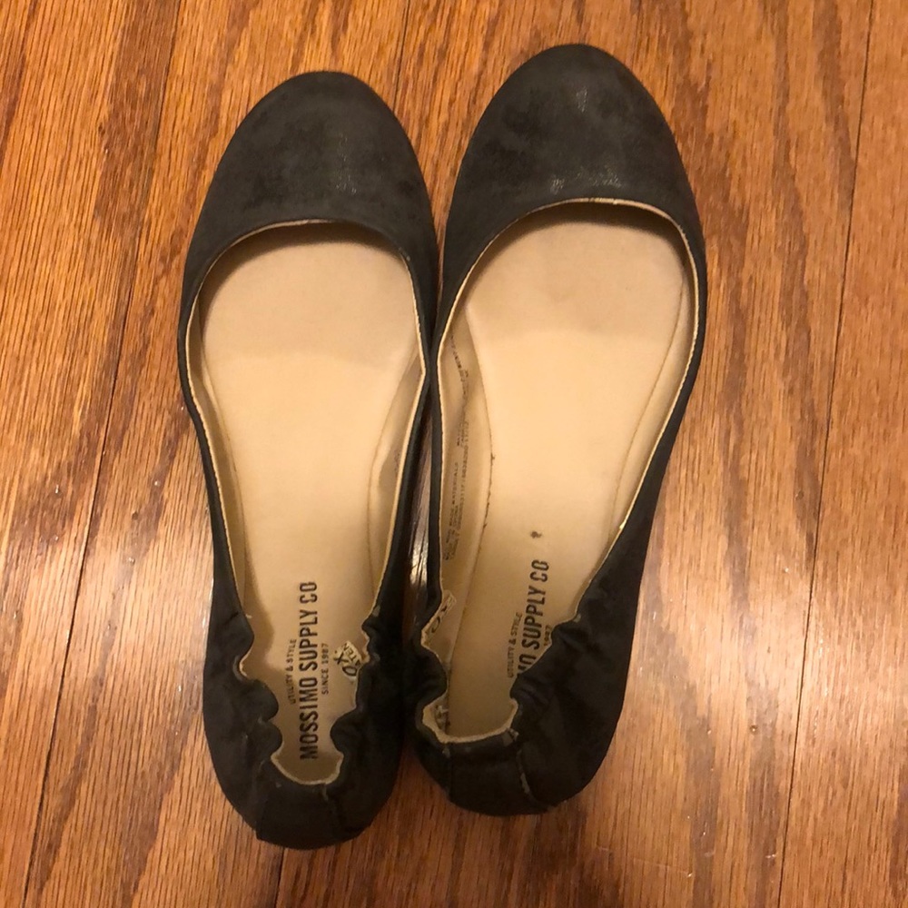 Black flats size 6